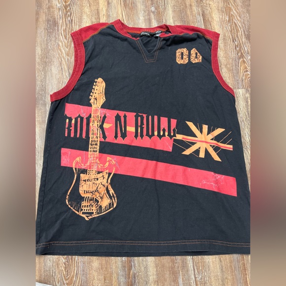 No Boundaries vintage Y2K black and red sleeveless graphic tee - Picture 1 of 3